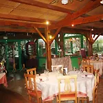 De Proche Epernay Hotel 2*