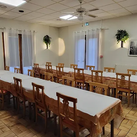 Hotel Champenoise 2*