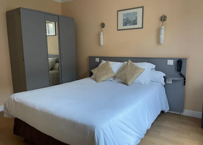 Auberge De Moussy Proche Epernay מלון 2*