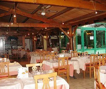 מלון Auberge De Moussy Proche Epernay