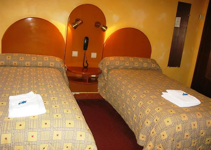 מלון Auberge De Moussy Proche Epernay