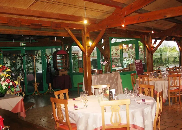 Auberge De Moussy Proche Epernay מלון 2*