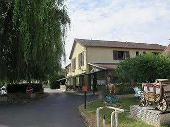 מלון Auberge De Moussy Proche Epernay