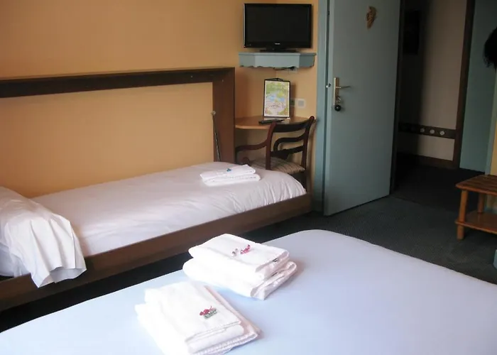 Auberge De Moussy Proche Epernay מלון