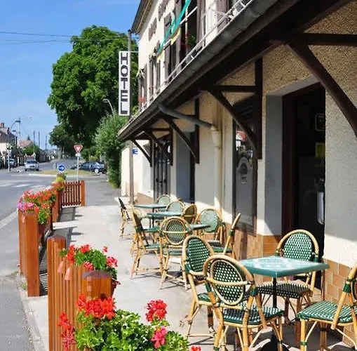 מלון Auberge De Moussy Proche Epernay 2*